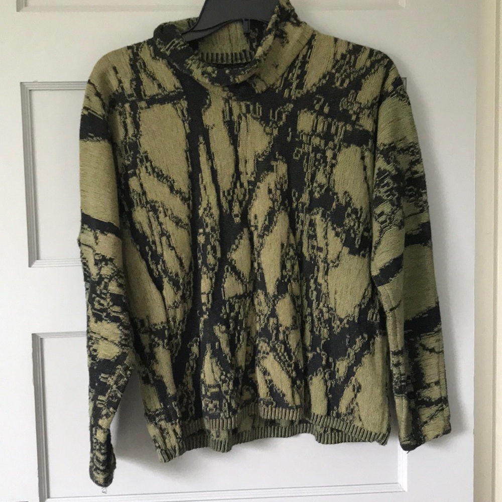 Chris Triola ladies sweater great condition size S